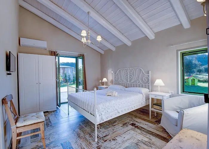 Rhodian Gaea * Theológos